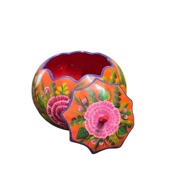 Handcrafted Mexican Painted Gourd Bowl With Floral Design - Picture 7 of 7